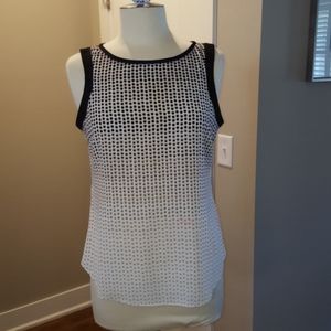 Beautiful sleeveless shell.